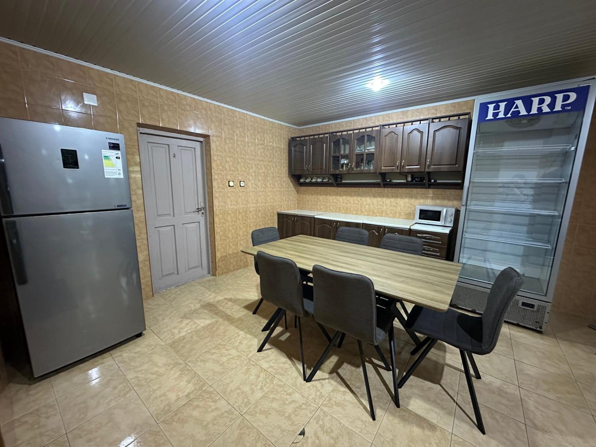 Linda Guest House Batumi Ngoại thất bức ảnh